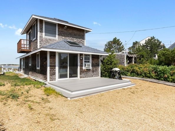 163 Old Point Rd, Newburyport MA 01950