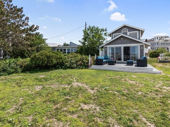 163 Old Point Rd, Newburyport MA 01950