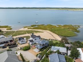 163 Old Point Rd, Newburyport MA 01950