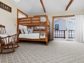 163 Old Point Rd, Newburyport MA 01950