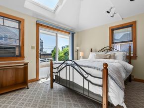 163 Old Point Rd, Newburyport MA 01950