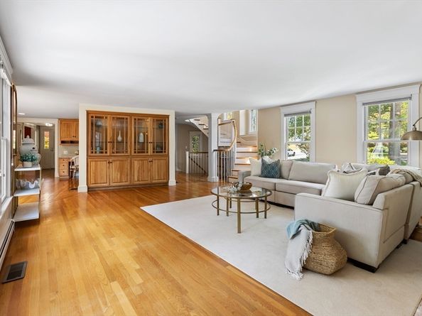2380 Massachusetts Ave, Lexington MA 02421