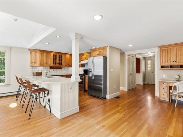 2380 Massachusetts Ave, Lexington MA 02421