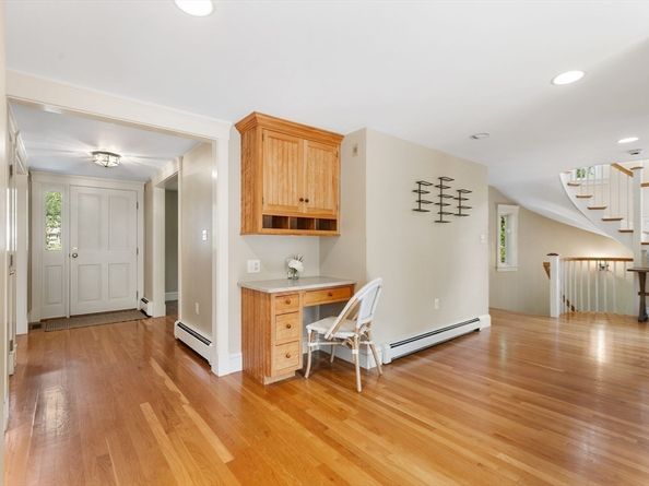 2380 Massachusetts Ave, Lexington MA 02421