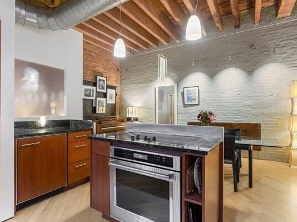 90 South St 3, Boston MA 02111