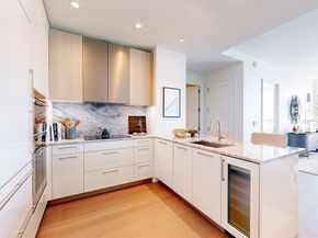240 Devonshire Street 4007, Boston MA 02110