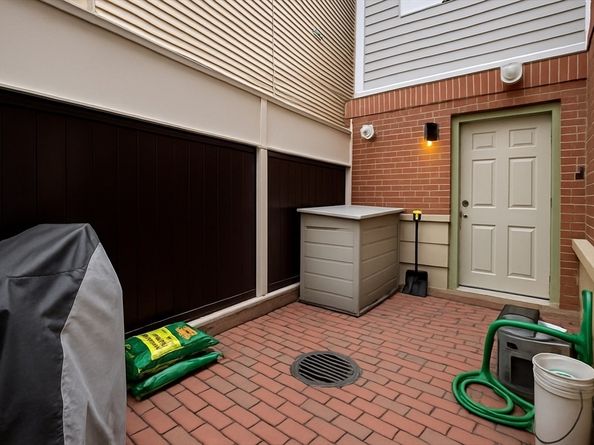 89 Prescott St C, Boston MA 02128
