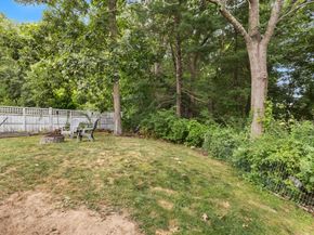 81 Arrowhead Dr, Bridgewater MA 02324