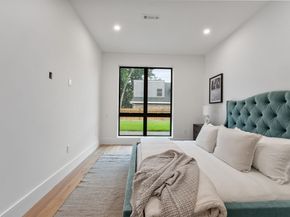 1114 Beacon St. 309, Newton MA 02461