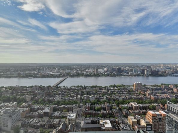 1 Dalton Street 5703, Boston MA 02115