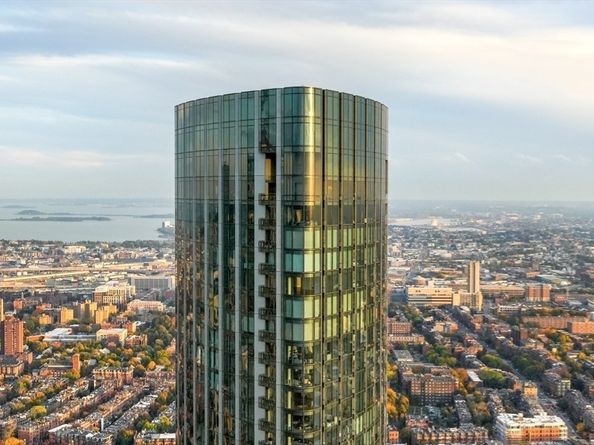 1 Dalton Street 5703, Boston MA 02115