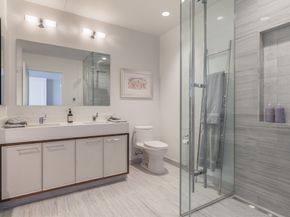 1 Dalton 4505, Boston MA 02115