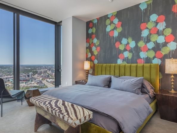 1 Dalton 4505, Boston MA 02115