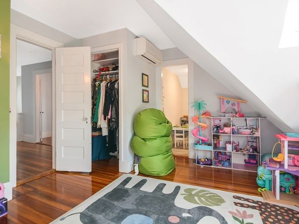 2 Peirce Rd, Lynn MA 01902