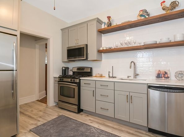 2 Peirce Rd, Lynn MA 01902