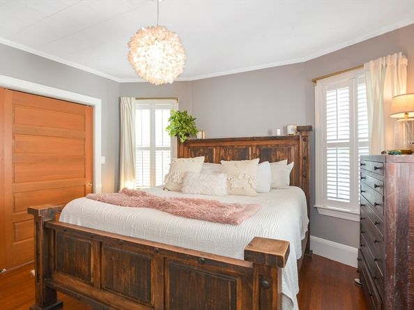 2 Peirce Rd, Lynn MA 01902