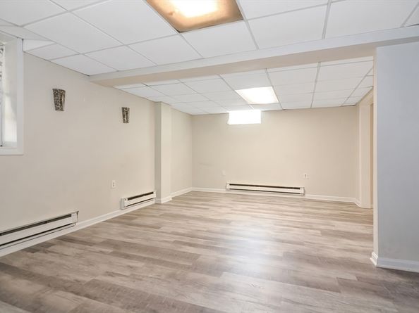 2 Peirce Rd, Lynn MA 01902
