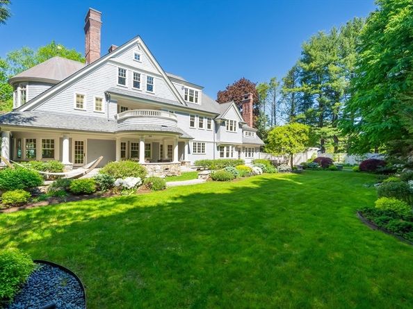 197 Grant St, Lexington MA 02420