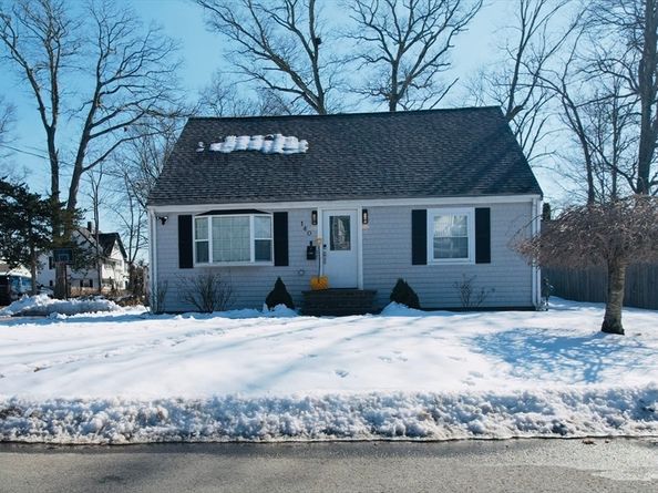 140 Foster St, Brockton MA 02301
