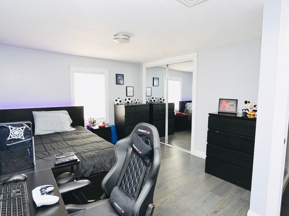 140 Foster St, Brockton MA 02301