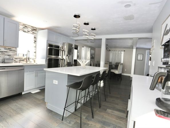 140 Foster St, Brockton MA 02301