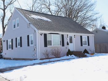 140 Foster St