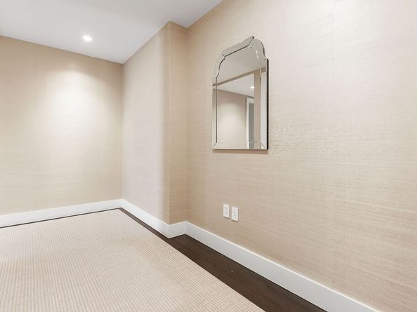 22 Liberty Drive 2F, Boston MA 02210