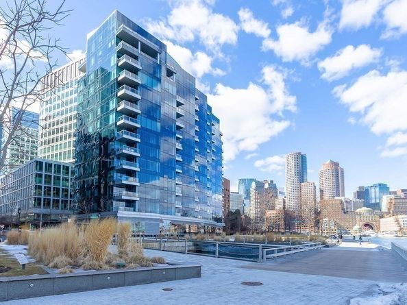 22 Liberty Drive 2F, Boston MA 02210