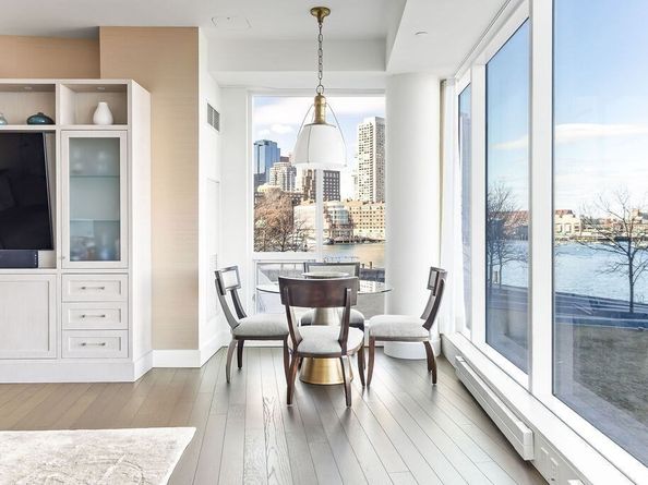 22 Liberty Drive 2F, Boston MA 02210