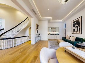 57 Hancock St, Boston MA 02114