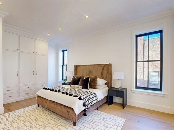57 Hancock St, Boston MA 02114