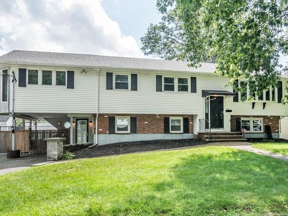 54 Michael Dr, Brockton MA 02301