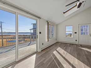 192 Swifts Beach Rd, Wareham MA 02571