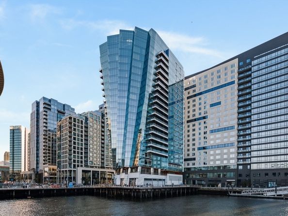 150 Seaport Blvd 12G, Boston MA 02210