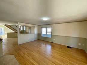 6 Williams Dr, Spencer MA 01562
