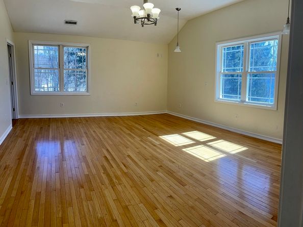6 Williams Dr, Spencer MA 01562