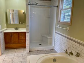6 Williams Dr, Spencer MA 01562