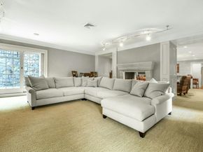 9 Wescott Drive, Hopkinton MA 01748