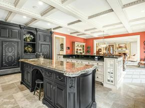 9 Wescott Drive, Hopkinton MA 01748