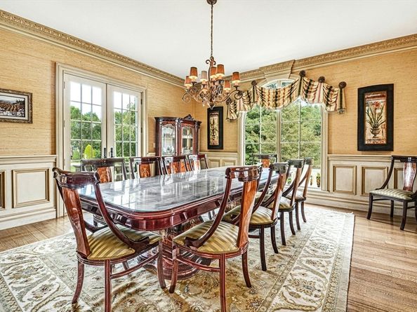 9 Wescott Drive, Hopkinton MA 01748