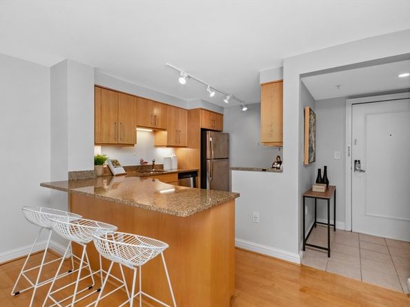 183-185 Massachusetts 802, Boston MA 02115