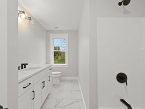 29 Leonard St 29, Bridgewater MA 02324
