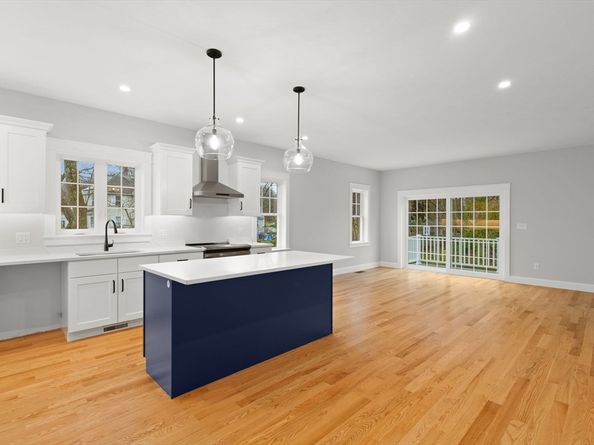 29 Leonard St 29, Bridgewater MA 02324