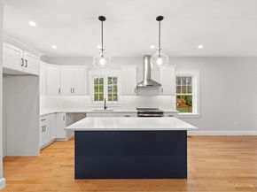 29 Leonard St 29, Bridgewater MA 02324