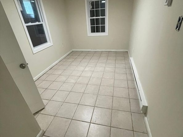 160 7th St, Leominster MA 01453
