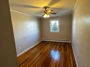 160 7th St, Leominster MA 01453