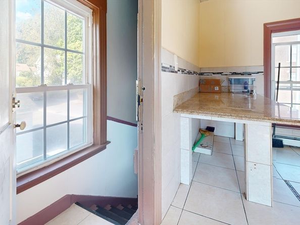 1022 Main St, Worcester MA 01603