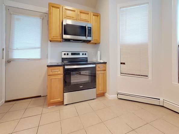 1022 Main St, Worcester MA 01603