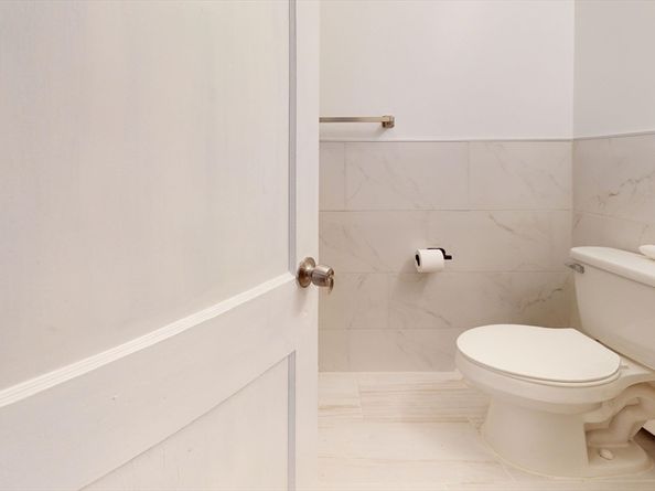 1022 Main St, Worcester MA 01603