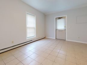 1022 Main St, Worcester MA 01603